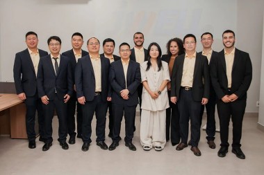 JWELL Globaliter Expandit: "Centrum Servitii + Officina" Clientes Potestate Augent